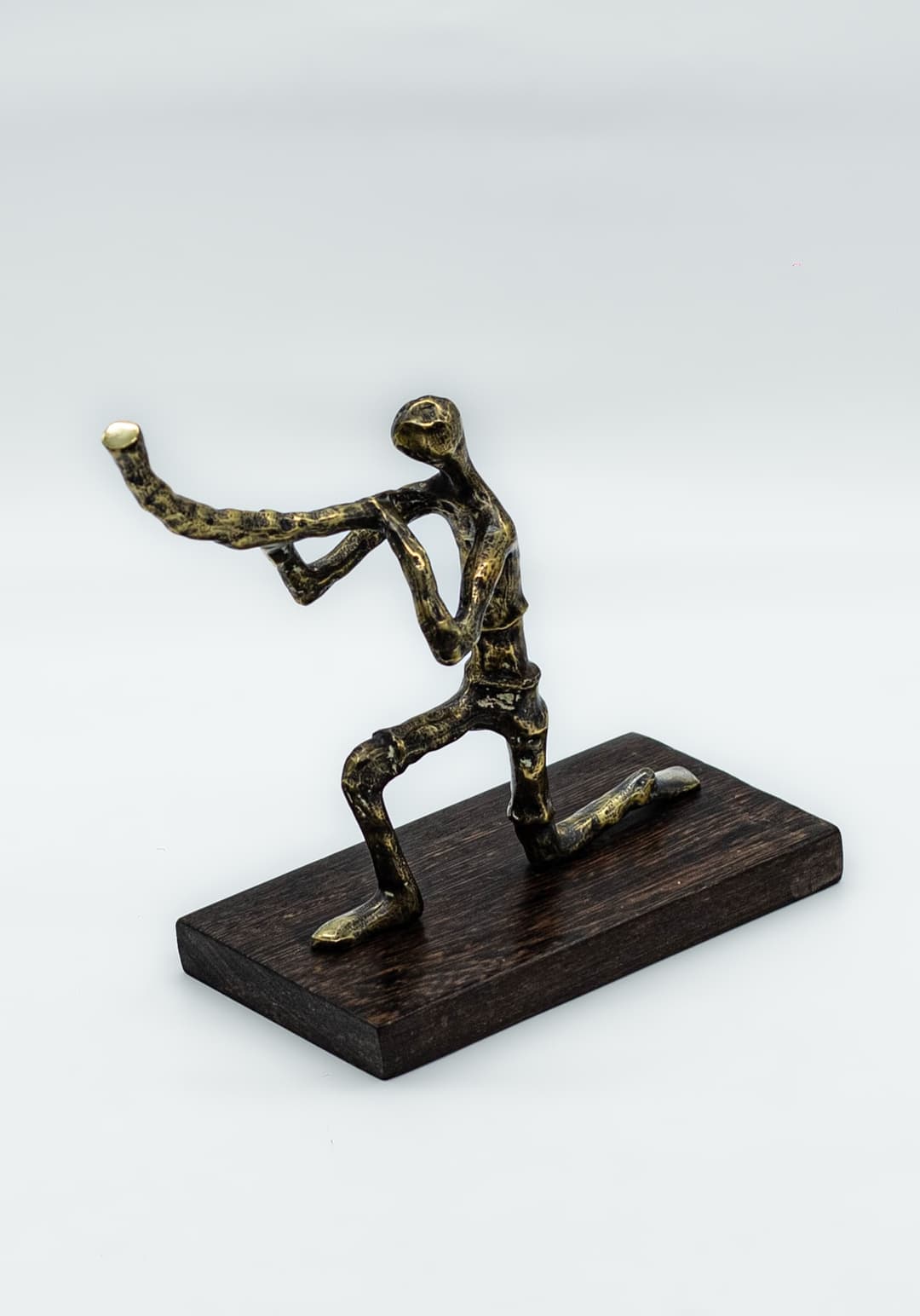 Homme Trompette  cover image