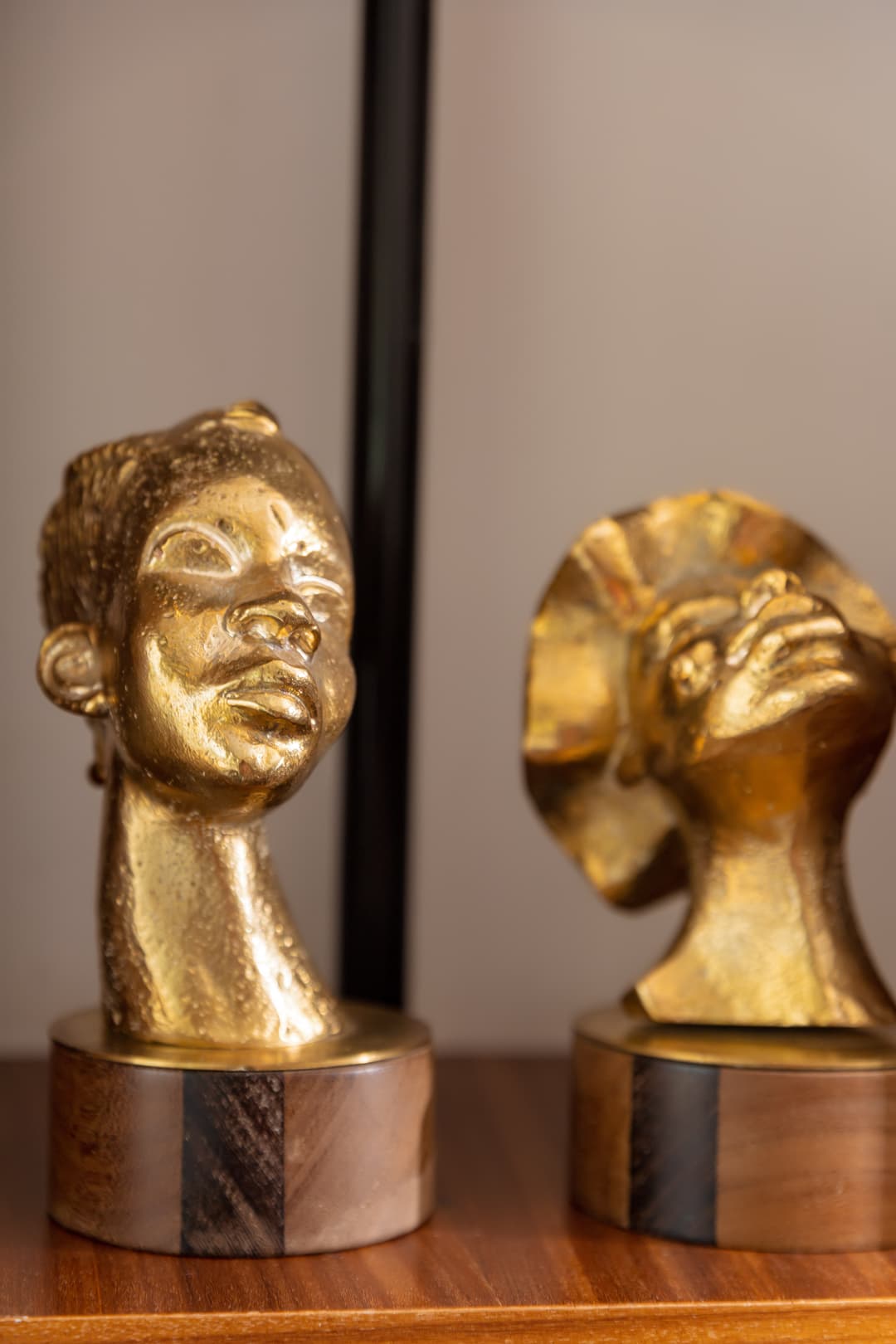 Sculpture en Bronze Liyolo cover image